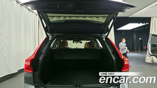 Volvo XC60 (II) T6 Inscription 2019 — фото 20