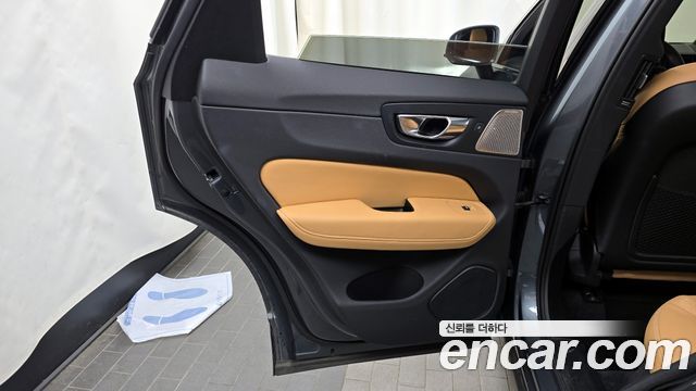 Volvo XC60 (II) T6 Inscription 2019 — фото 25