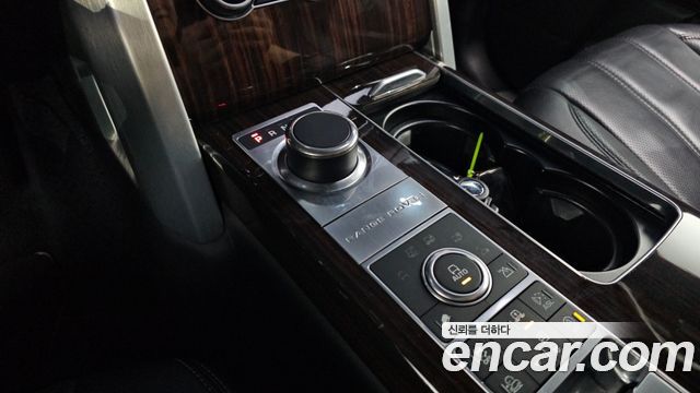 Land Rover Range Rover (IV) 5.0 SC AB 2016 — фото 9