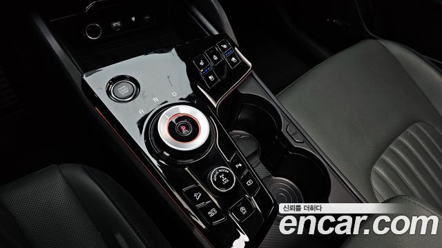 Kia Sportage (V) Gasoline 1.6 Turbo 4WD 30TH Edition 2024 — фото 9