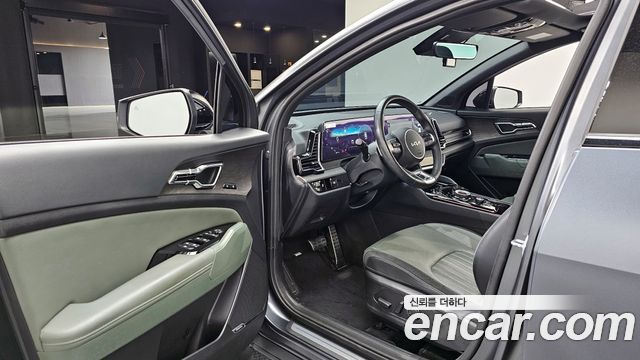 Kia Sportage (V) Gasoline 1.6 Turbo 4WD 30TH Edition 2024 — фото 10