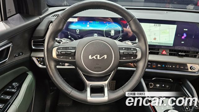Kia Sportage (V) Gasoline 1.6 Turbo 4WD 30TH Edition 2024 — фото 13