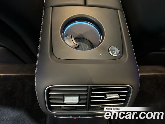Mercedes-Benz GLS-Class (X167) Maybach GLS600 4MATIC 2025 — фото 23