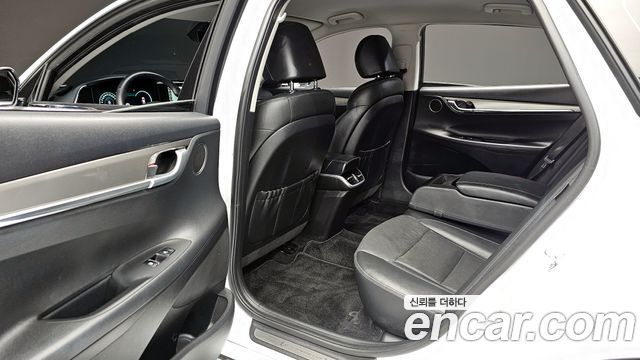 Hyundai Grandeur (IG) 2.5 Premium 2023 — фото 15
