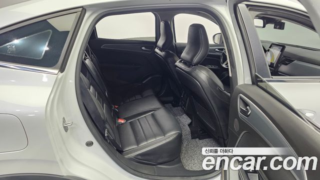 Renault Korea XM3 1.3 TCe RE Signature 2023 — фото 12