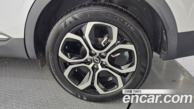 Renault Korea XM3 1.3 TCe RE Signature 2023 — фото 21