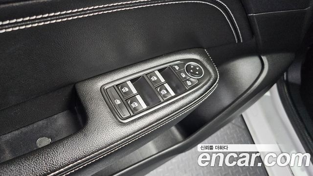 Renault Korea XM3 1.3 TCe RE Signature 2023 — фото 34