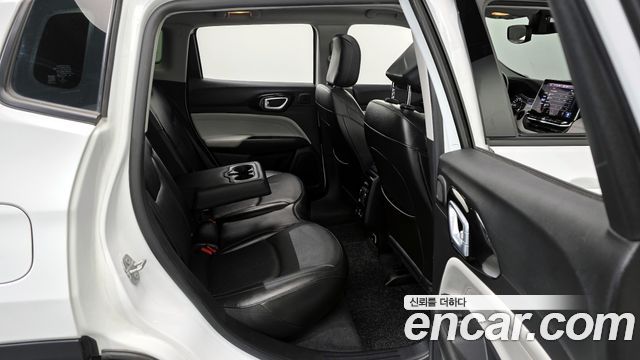 Jeep Compass (II) 2.4 Limitied AWD 2022 — фото 29