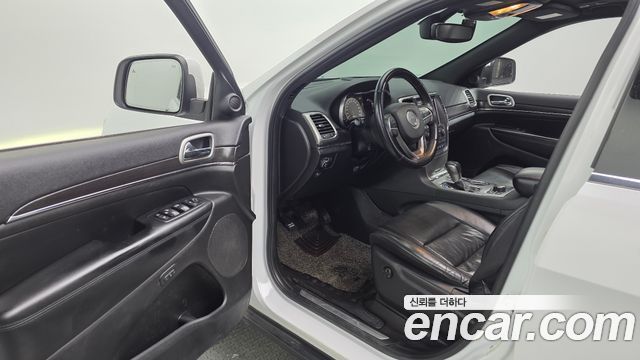 Jeep Grand Cherokee 3.6 Limited WK2 2018 — фото 10