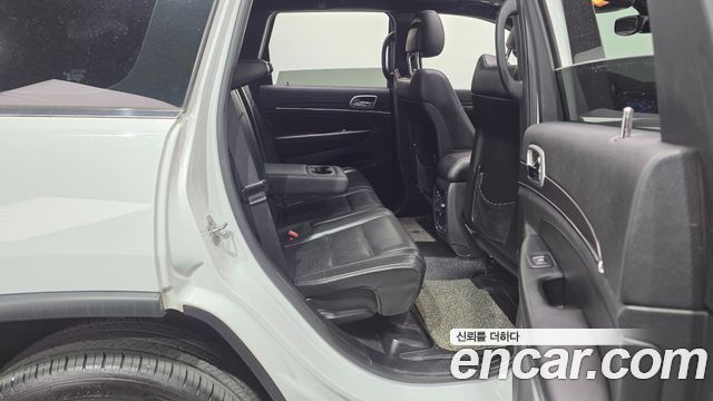Jeep Grand Cherokee 3.6 Limited WK2 2018 — фото 11