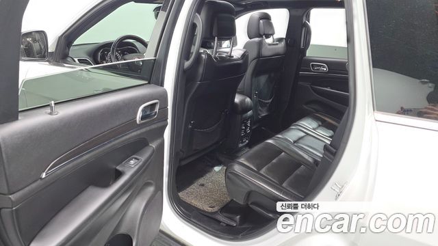 Jeep Grand Cherokee 3.6 Limited WK2 2018 — фото 12