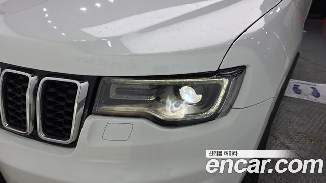 Jeep Grand Cherokee 3.6 Limited WK2 2018 — фото 22