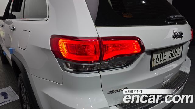 Jeep Grand Cherokee 3.6 Limited WK2 2018 — фото 23