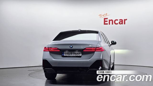 BMW 5 Series (G60) 520i M Sport 2025 — фото 4