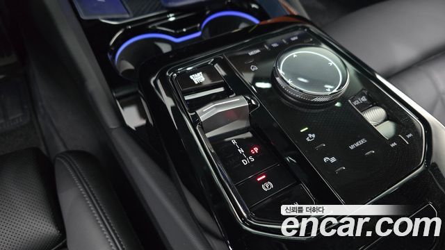 BMW 5 Series (G60) 520i M Sport 2025 — фото 9