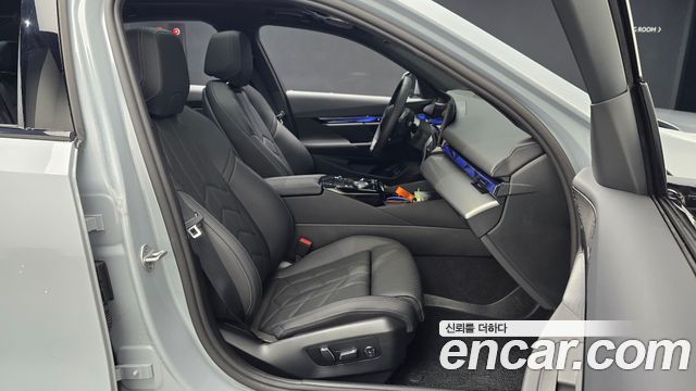 BMW 5 Series (G60) 520i M Sport 2025 — фото 10