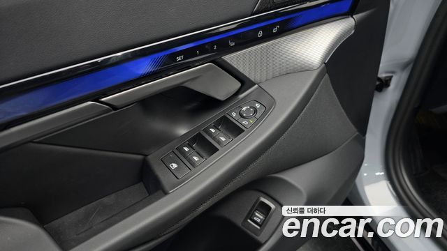 BMW 5 Series (G60) 520i M Sport 2025 — фото 37
