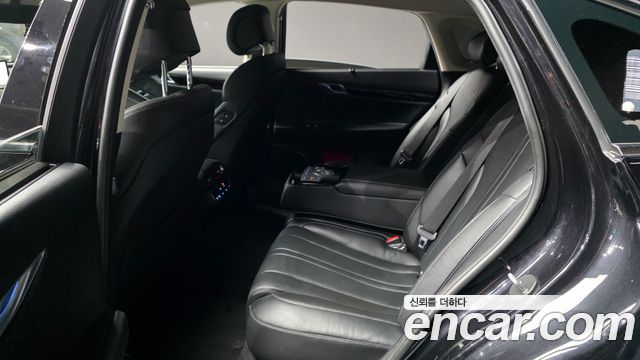 Genesis G80 (RG3) Gasoline 2.5 Turbo 2WD 2022 — фото 26