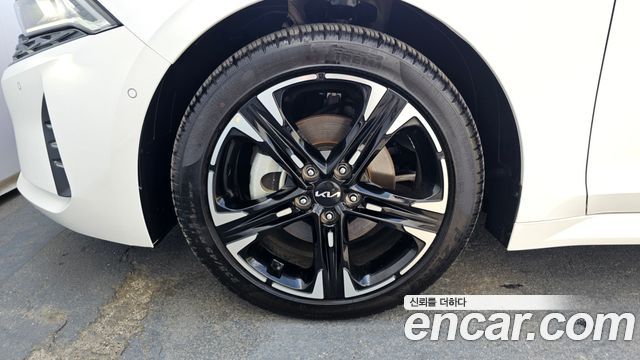 Kia K5 Hybrid (III) Signature 2023 — фото 5