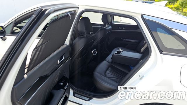 Kia K5 Hybrid (III) Signature 2023 — фото 11