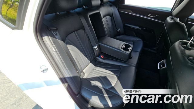 Kia K5 Hybrid (III) Signature 2023 — фото 12