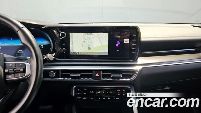 Kia K5 Hybrid (III) Signature 2023 — фото 13