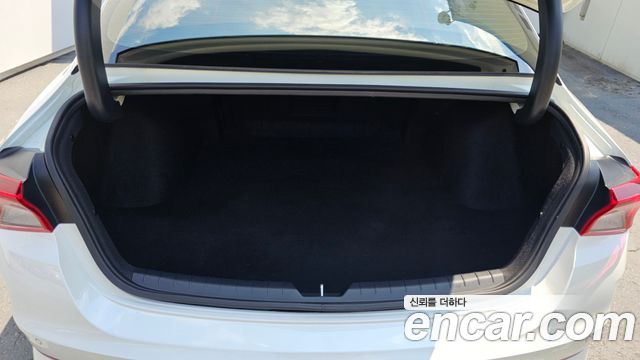 Kia K5 Hybrid (III) Signature 2023 — фото 16