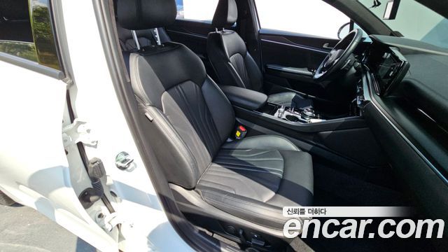 Kia K5 Hybrid (III) Signature 2023 — фото 17