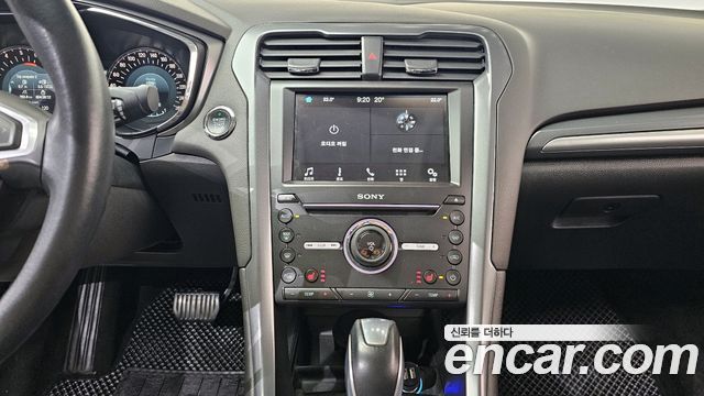 Ford Mondeo (IV) 2.0 Titanium 2017 — фото 12