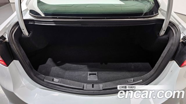 Ford Mondeo (IV) 2.0 Titanium 2017 — фото 16