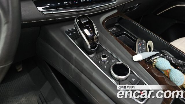 Cadillac Escalade (V) 6.2 Sports Platinum 2021 — фото 9