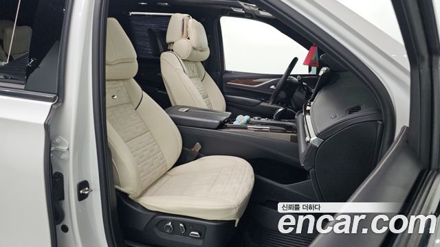 Cadillac Escalade (V) 6.2 Sports Platinum 2021 — фото 11