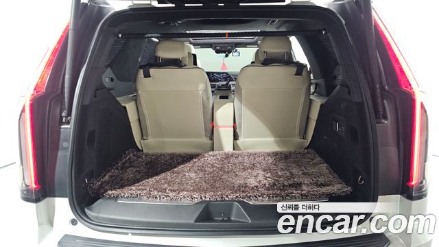 Cadillac Escalade (V) 6.2 Sports Platinum 2021 — фото 20