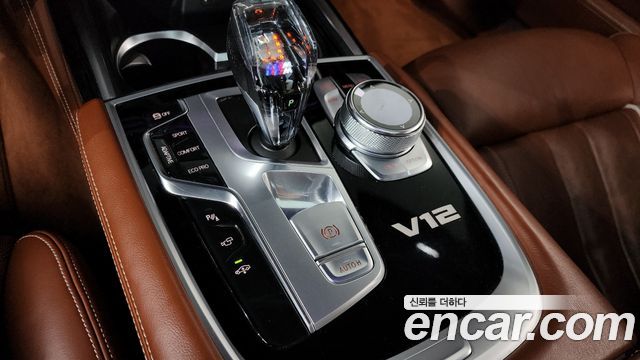 BMW 7 Series (G11) M760Li xDrive 2018 — фото 9