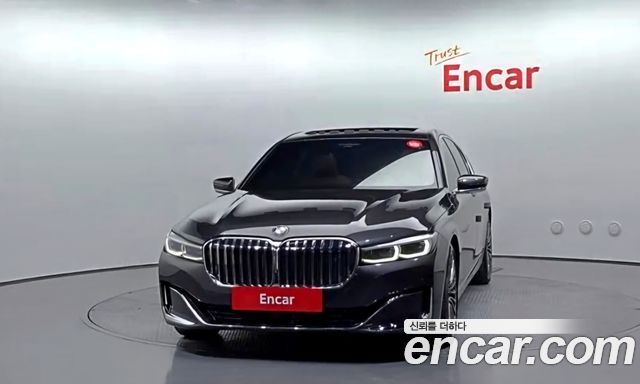 BMW 7 Series (G11) 730d xDrive Design Pure Excellence 2021 — фото 3