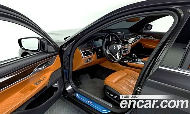BMW 7 Series (G11) 730d xDrive Design Pure Excellence 2021 — фото 10