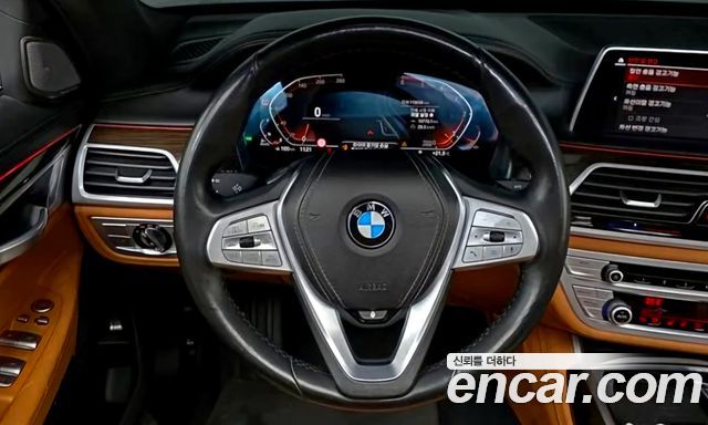 BMW 7 Series (G11) 730d xDrive Design Pure Excellence 2021 — фото 18