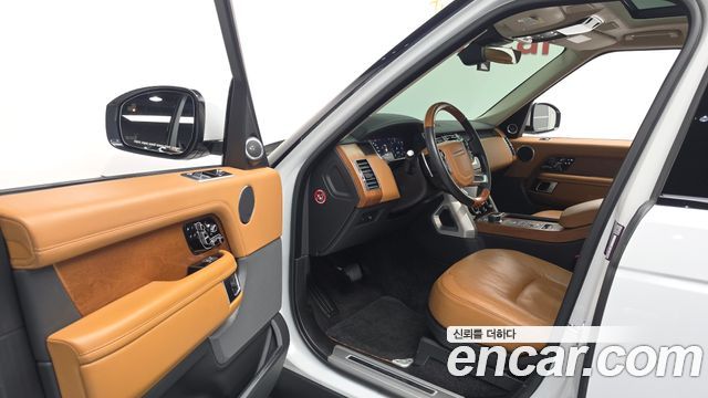Land Rover Range Rover (IV) 4.4 SDV8 AB LWB DIESEL 2019 — фото 10
