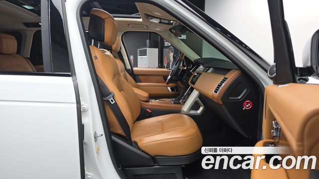 Land Rover Range Rover (IV) 4.4 SDV8 AB LWB DIESEL 2019 — фото 16