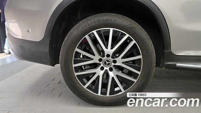 Mercedes-Benz GLC-Class (X253) GLC300e 4MATIC 2021 — фото 5