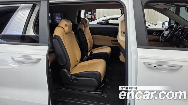 Kia Carnival (IV) Diesel 9-Seater Prestige 2023 — фото 12