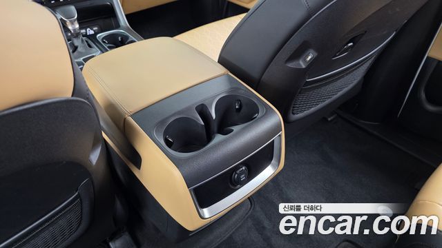 Kia Carnival (IV) Diesel 9-Seater Prestige 2023 — фото 31