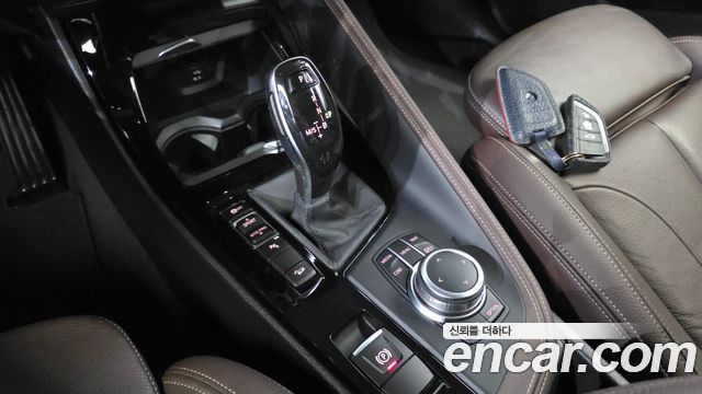 BMW X1 (F48) xDrive 20i M Sport 2022 — фото 9