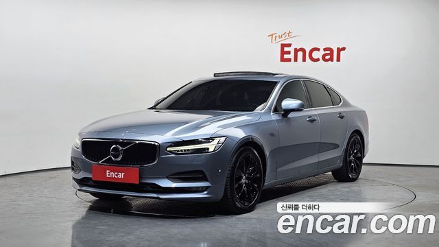 Volvo S90 D4 Momentum