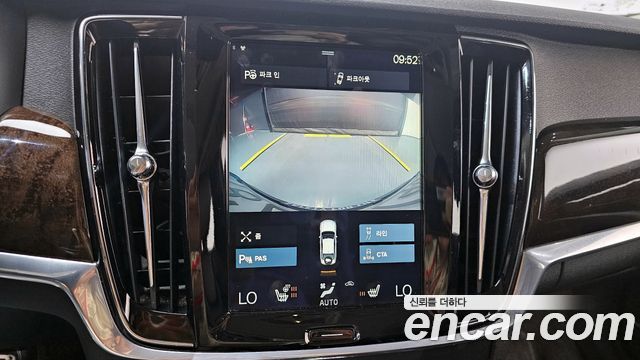 Volvo S90 D4 Momentum 2018 — фото 14