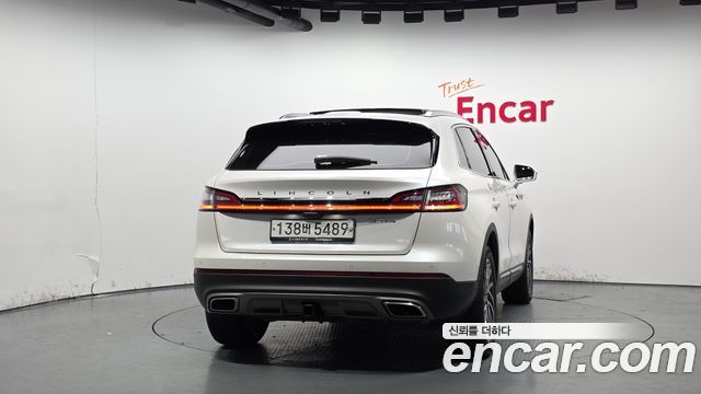 Lincoln Nautilus (I) 2.7 Reserve AWD 2019 — фото 4