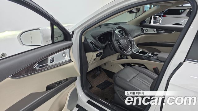 Lincoln Nautilus (I) 2.7 Reserve AWD 2019 — фото 10