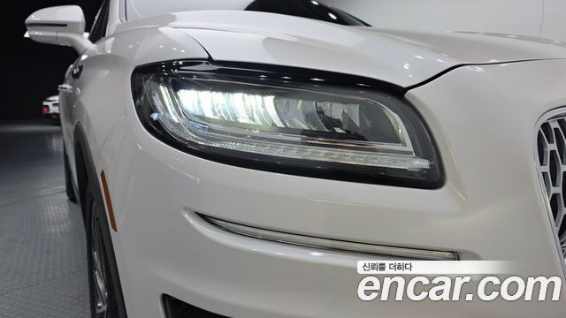 Lincoln Nautilus (I) 2.7 Reserve AWD 2019 — фото 22