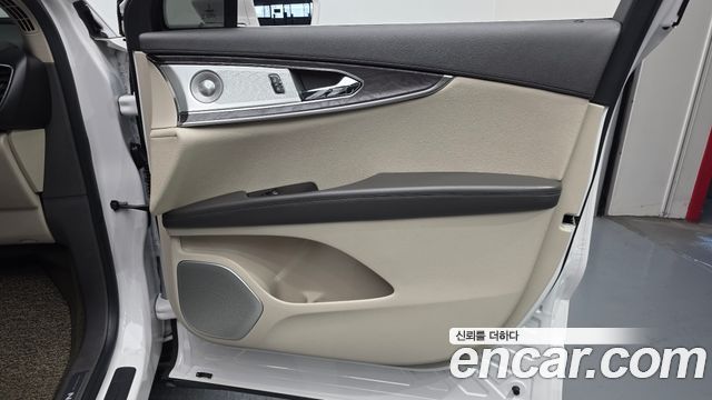 Lincoln Nautilus (I) 2.7 Reserve AWD 2019 — фото 24
