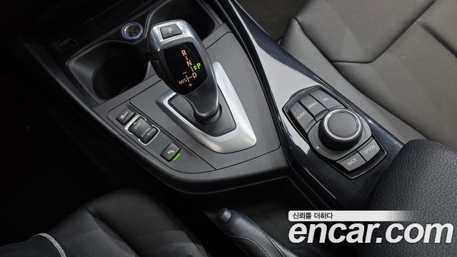 BMW 1 Series (F20) 118d Urban 5Dr 2013 — фото 9